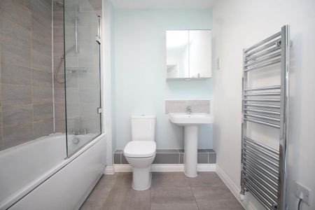 2 bedroom apartment to rent - Photo 5