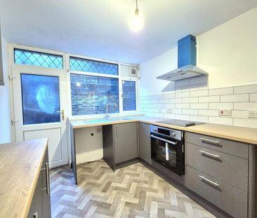 3 bedroom property to rent - Photo 3