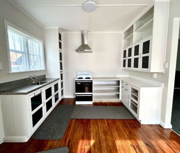 Central Living - Glenholme - Photo 1