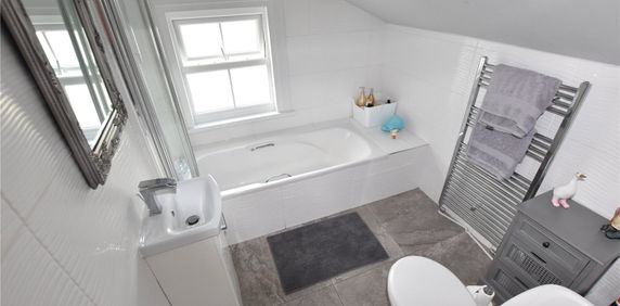 1 bedroom terraced to rent Sheering Mill Lane, Sawbridgeworth, CM21 - Photo 2