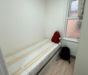 5 bedroom house share to rent - Photo 1