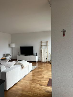 3.5 Zimmer, 103 m², 3. Stock - Photo 1