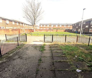 Hemmington Drive, Harpurhey, Manchester, M9 - Photo 4