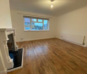 Ruskin Gardens, Harold Hill, Romford, RM3 - Photo 1