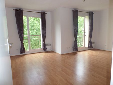 Studio - 32,71 m² OSNY - 1 pièce(s) - 32.71 m2 - Photo 2