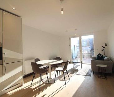 Riverside View, Berkeley Avenue, Reading, RG1 - Photo 2