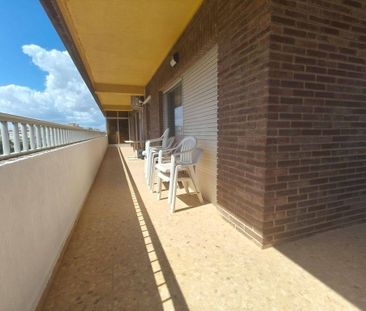 3 room luxury Flat for rent in Alicante, Spain - Photo 6