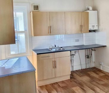 3 bedroom maisonette to rent - Photo 5