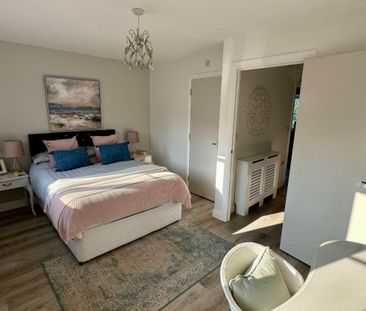4 bedroom House To Let - Photo 5