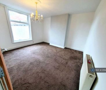 5 bedroom terraced house to rent - Photo 4