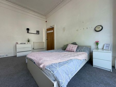 10 bedroom house share to rent - Photo 3