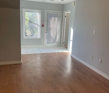 For Lease - 402 The East Mall N/A Unit# 119, Toronto, Ontario - Photo 2