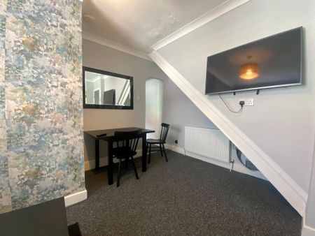 Erleigh Road - Photo 5