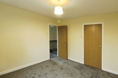 3 bedroom detached house to rent - Photo 5