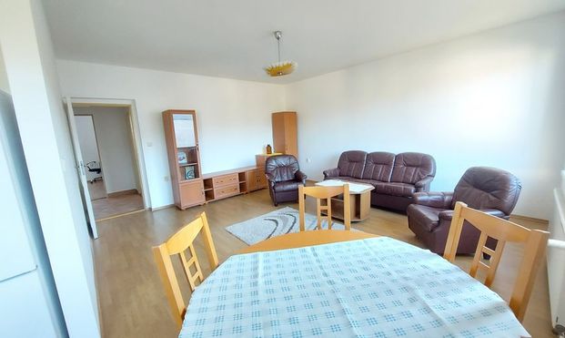 4 izbový byt na prenájom v tichom prostredí - Photo 1