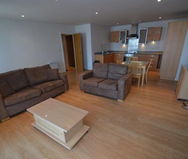 2 bedroom flat to rent - Photo 6