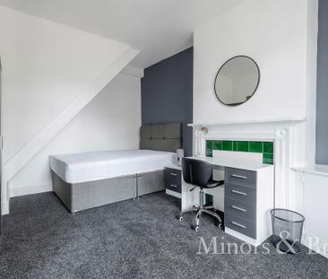 1 bedroom in a house share to rent - Photo 3