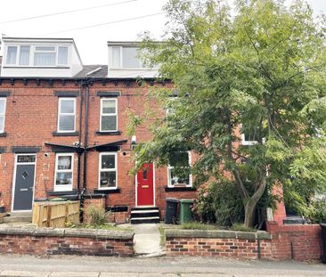 2 bedroom terraced house to rent - Photo 3