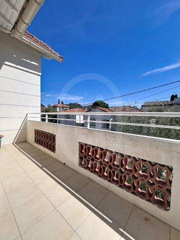 Location Appartement 2 pièces 47m² MONTPELLIER 34000 - Photo 3
