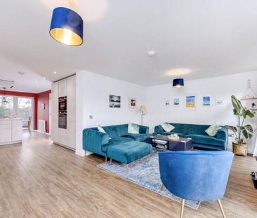 4 bedroom terraced house to rent - Photo 4