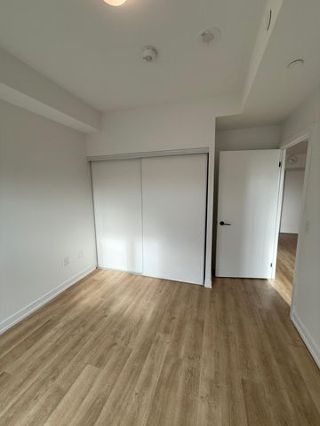 For Lease - 2300 St Clair Avenue Unit# 504, Toronto, Ontario - Photo 2