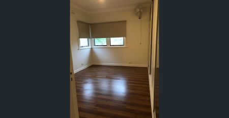 Roomy 4 bed family Home with Ent Deck. - Photo 4