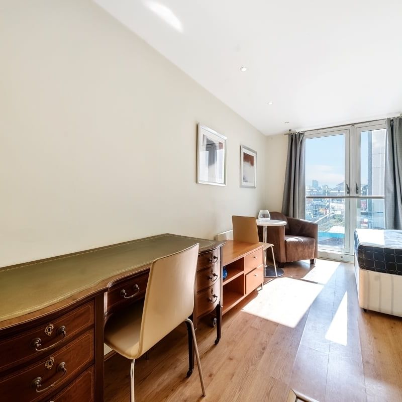 flat to rent - Photo 1