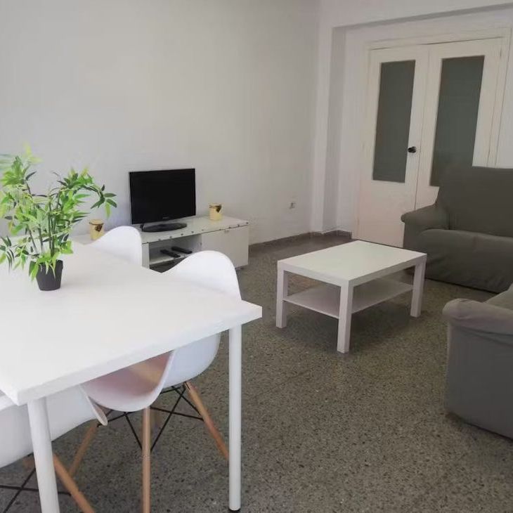 Carrer de Polo y Peyrolón, Valencia, Valencian Community 46021 - Photo 1