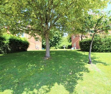 West Wycombe Road, High Wycombe - Photo 5