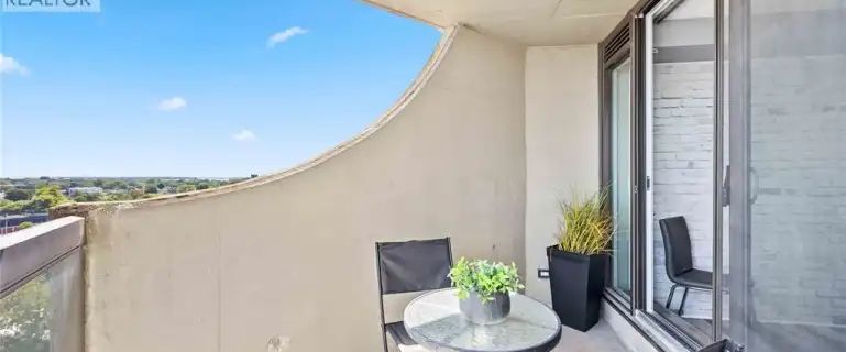 155 FRONT STREET North Unit# 1109 | 155 FRONT STREET North Unit# 1109, Sarnia - Photo 1