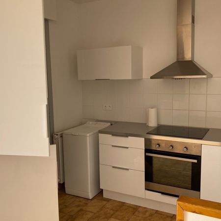 Aix-en-Provence - Appartement de type 2 de 37.87m2 - Résiden - Photo 4