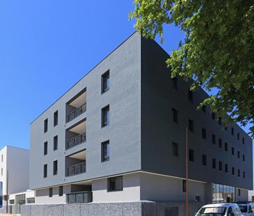 Location Appartement 2 pièces 59m² AVIGNON 84000 - Photo 3