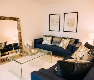 3 bedroom terraced house to rent - Photo 2