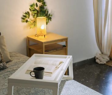 Carrer de Jaume Roig, Valencia, Valencian Community 46010 - Photo 6