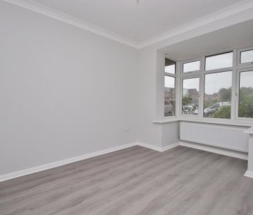 4 bedroom detached house to rent - Photo 6