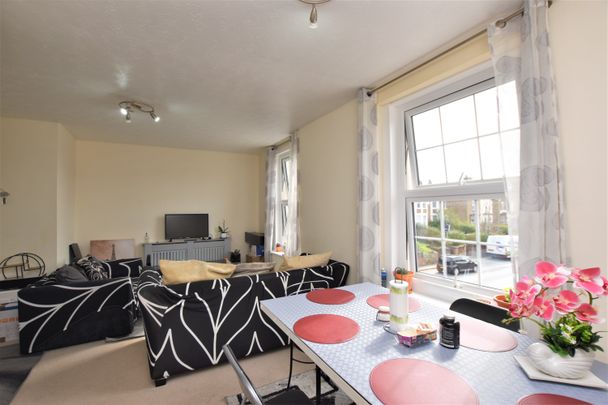 2 bedroom apartment to rent Thomas Heskin Court, Station Road, Bishops Stortford, CM23 - Photo 1