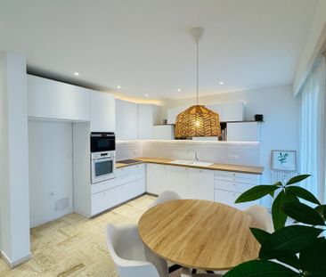 Location Appartement 4 pièces 93m² NICE 06200 - Photo 4