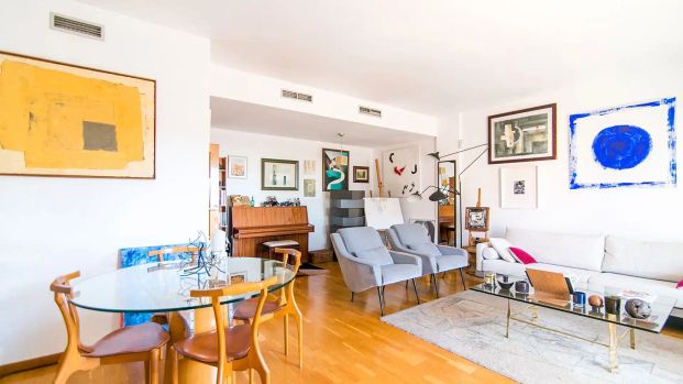 Piso de alquiler en Carrer de Clara Campoamor, El Centre - Foto 1