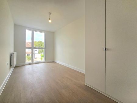 2 bedroom apartment to rent - Photo 5
