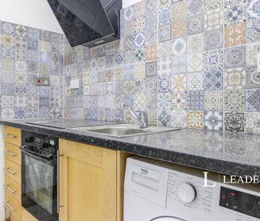 Studio to rent - Photo 6