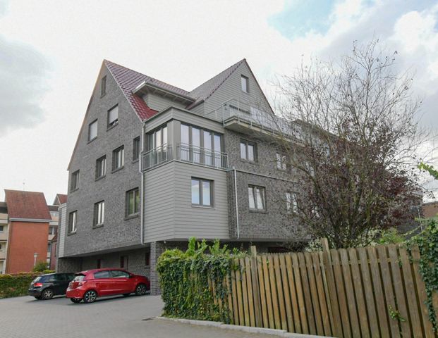 6476 - Moderne Obergeschosswohnung mit Einbauküche und Pkw-Stellplatz in zentraler Lage von WST! - Foto 1