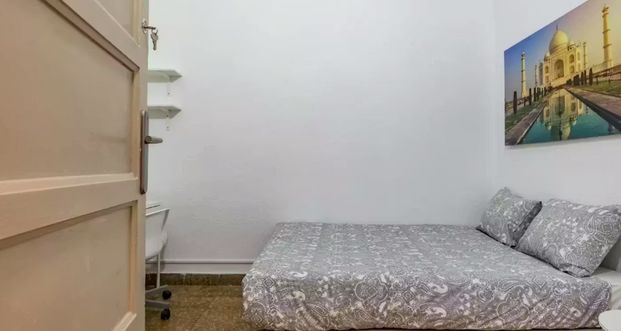 Gran Vía Marqués del Turia, Valencia, Valencian Community 46005 - Photo 1