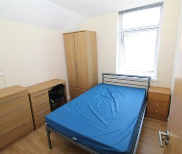 6 bedroom private hall to rent - Photo 5