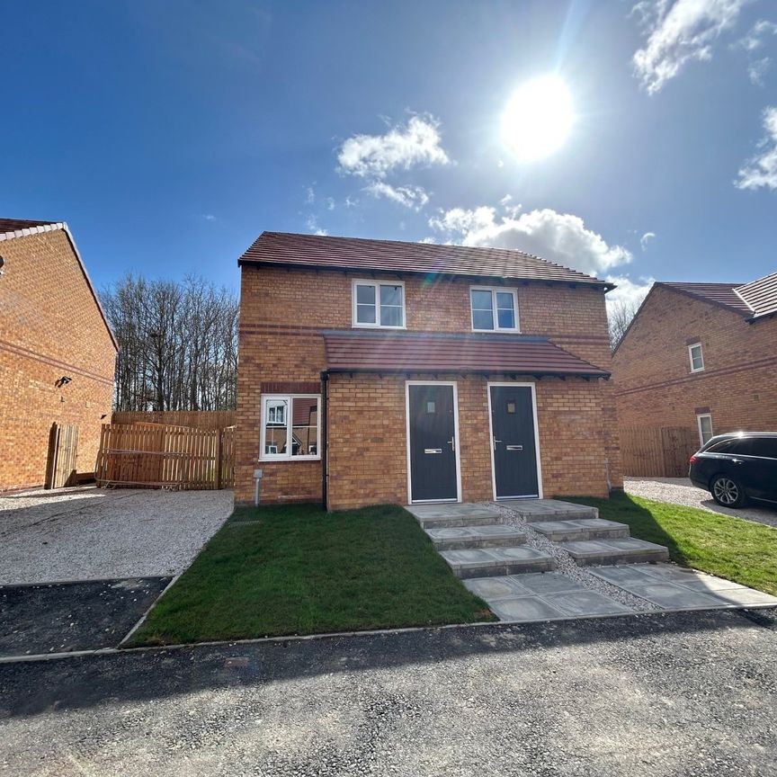 2 bedroom semi-detached house to rent - Photo 1