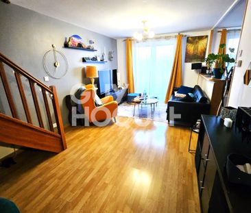 Appartement Pontault Combault Triplex 3 pièce(s) 59.76 m2 - Photo 2