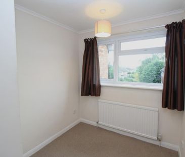 4 bedroom terraced house to rent - Photo 4