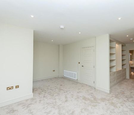 5 bedroom detached house to rent - Photo 4