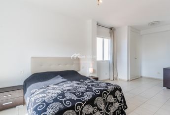 Chalet adosado · Alquiler a largo plazo ·