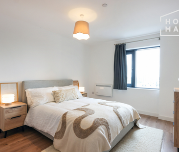 2 bedroom flat to rent - Photo 2