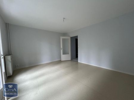 Location Appartement 1 pièce 33m² CHATEAUROUX 36000 - Photo 2
